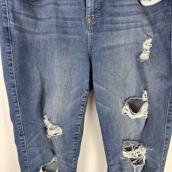 Torrid Premium Women's Jegging Jeans Blue 16R Distressed Crop 26"‎ Inseam - Picture 3 of 16